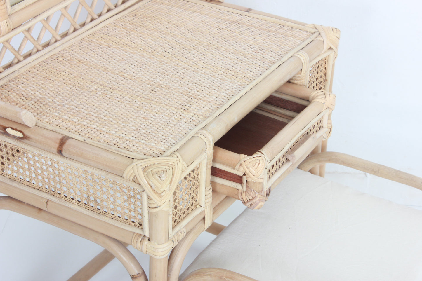 Rotan Kaptafel Maya