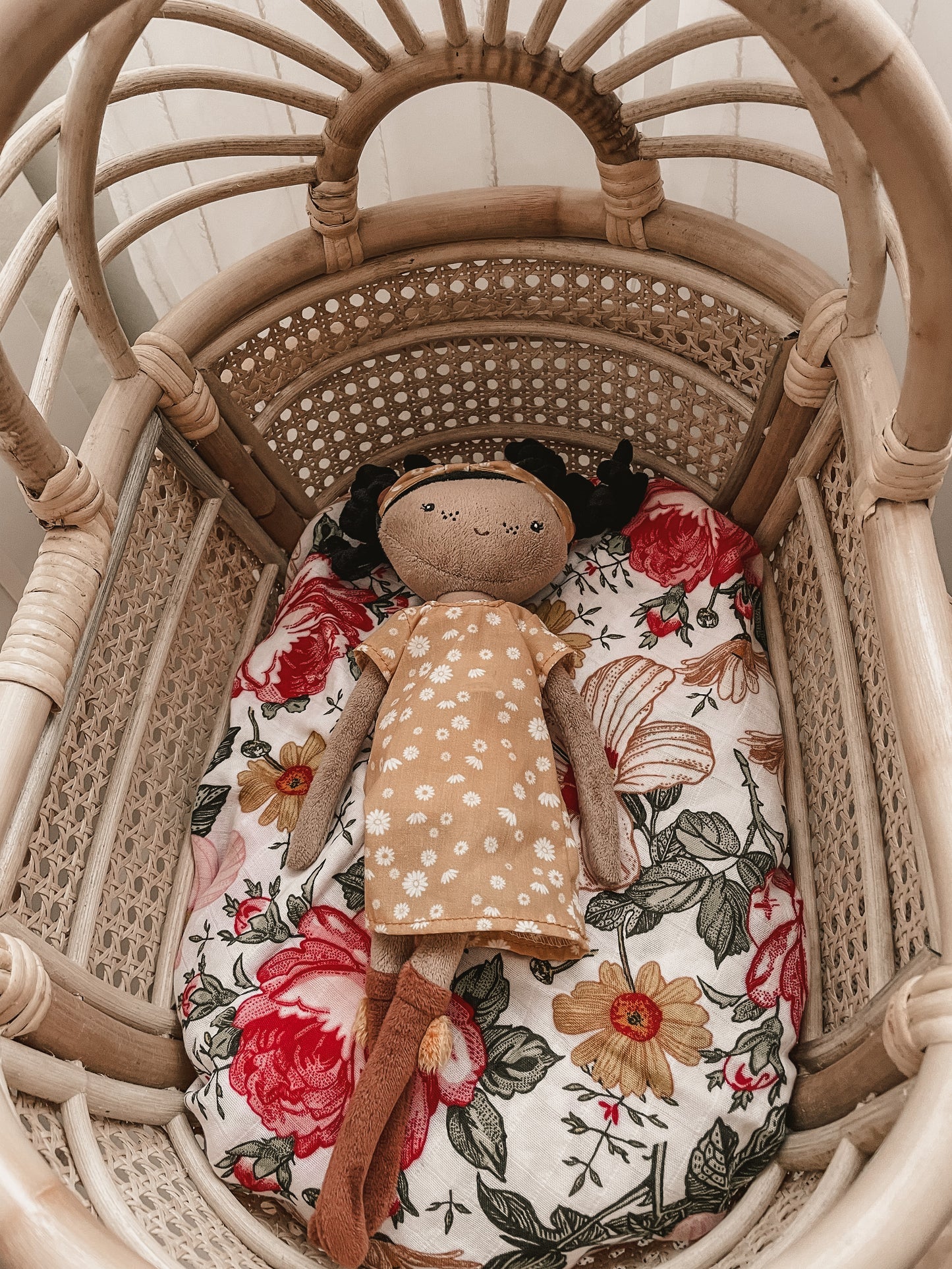 Poppenbed Leah Rotan